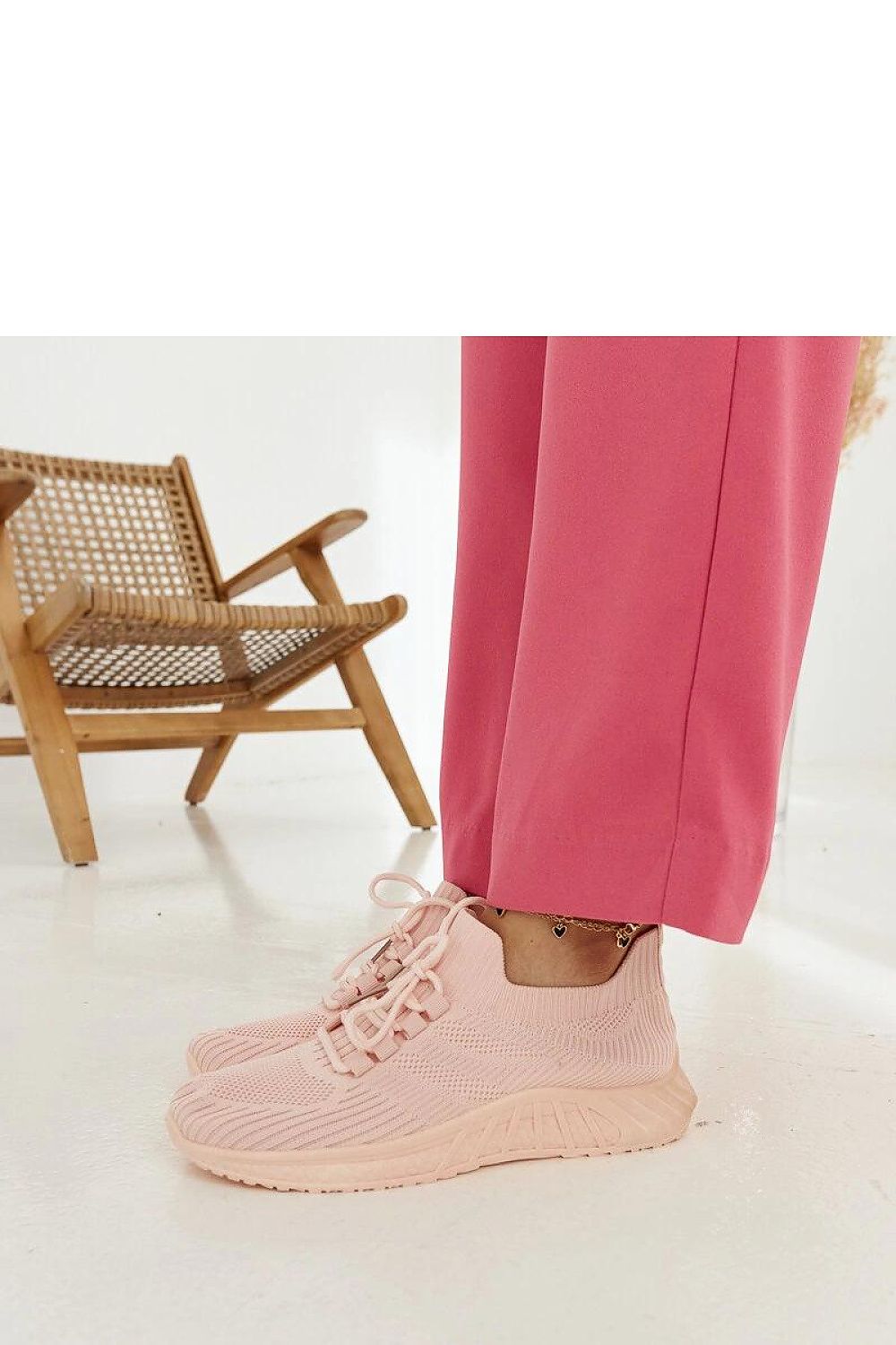 Baskets model 207526 Solea