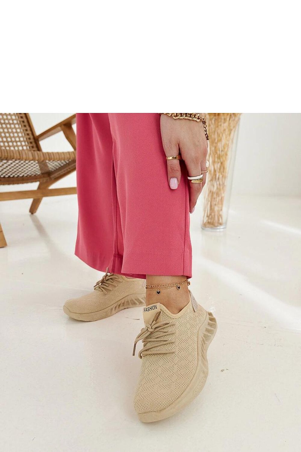 Baskets model 207528 Solea