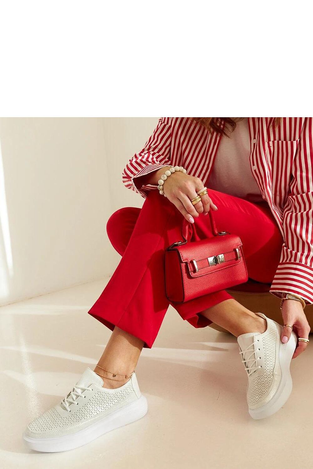 Baskets model 207541 Solea