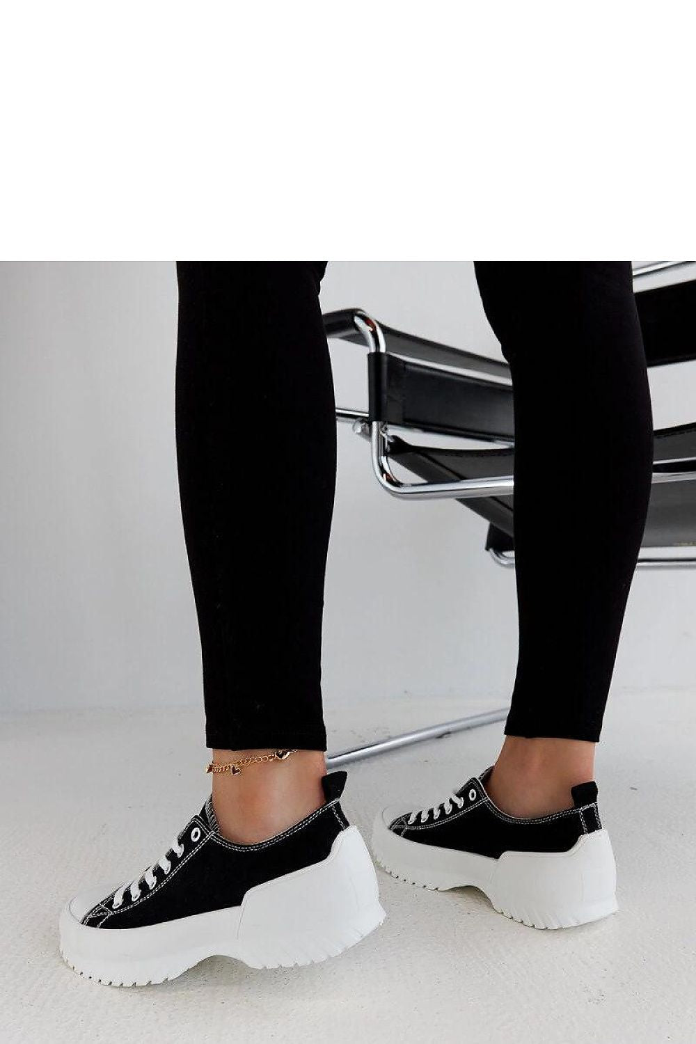 Baskets model 207547 Solea