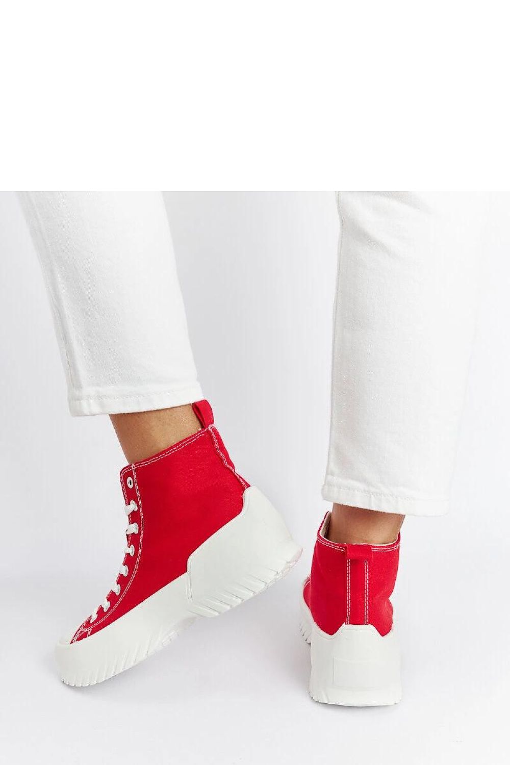 Baskets model 207550 Solea