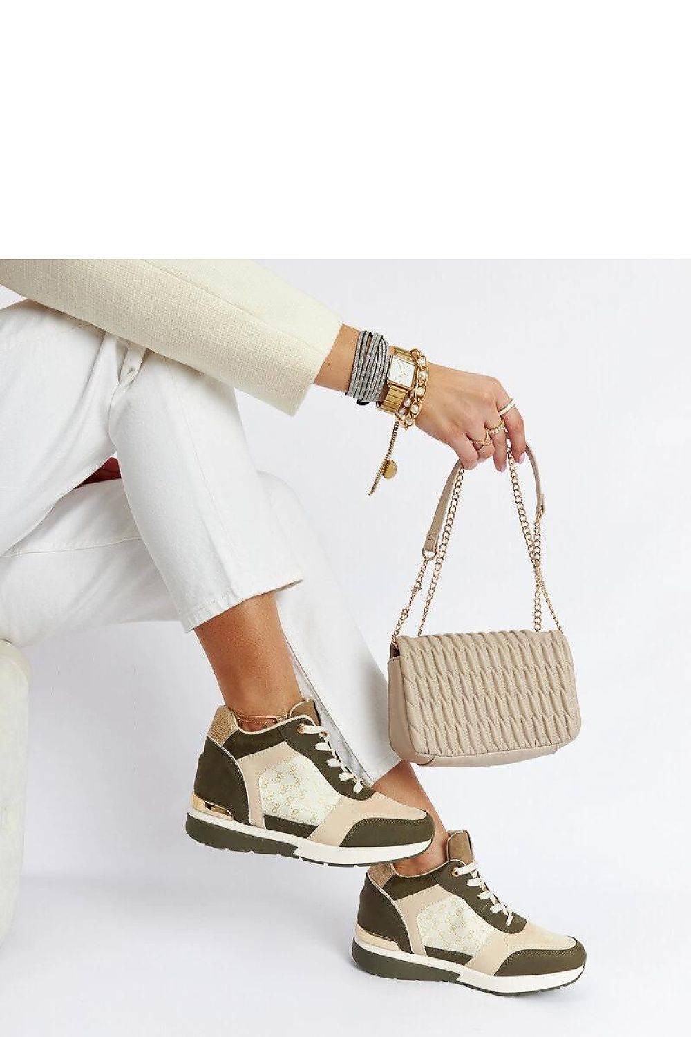 Baskets model 207553 Solea