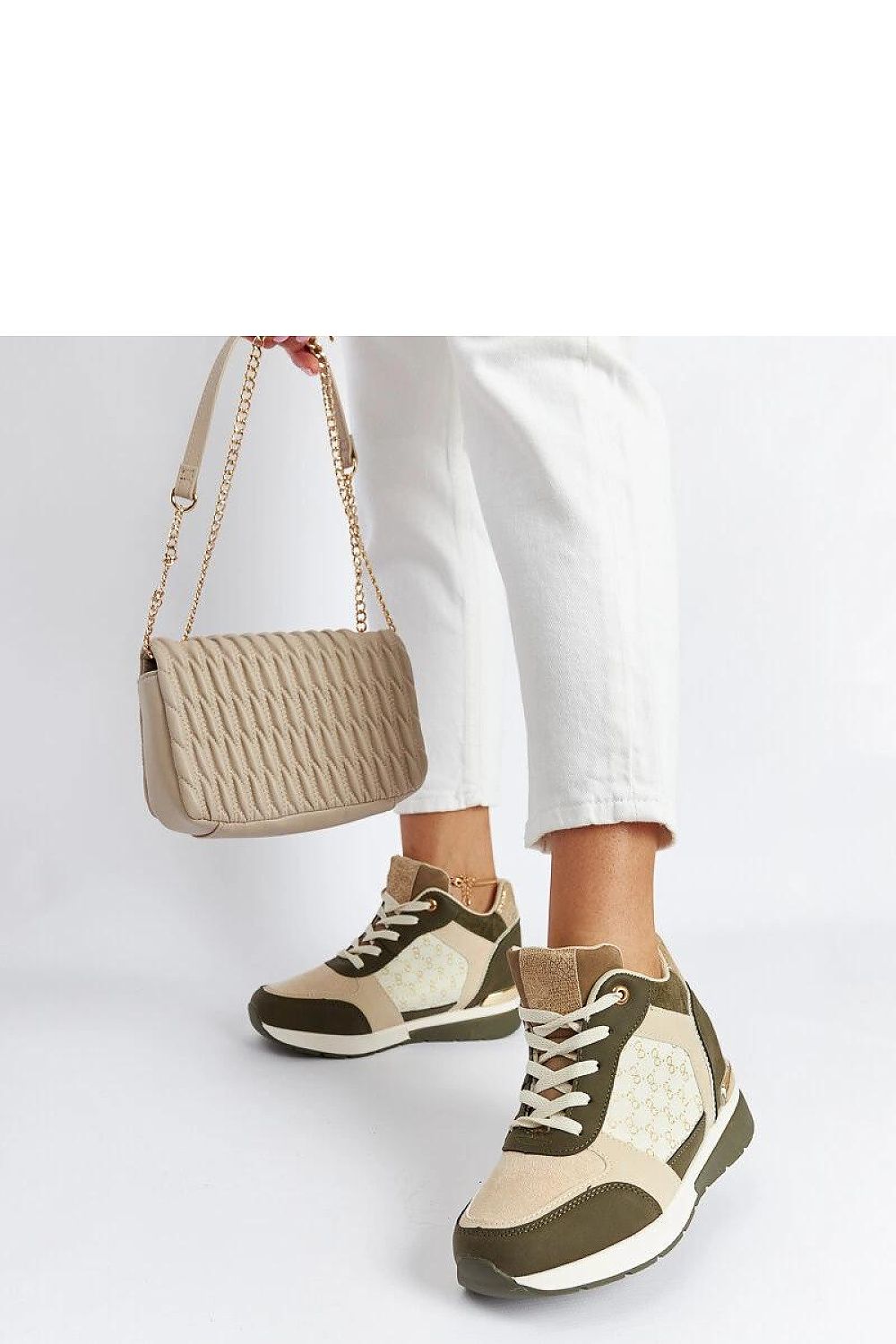 Baskets model 207553 Solea