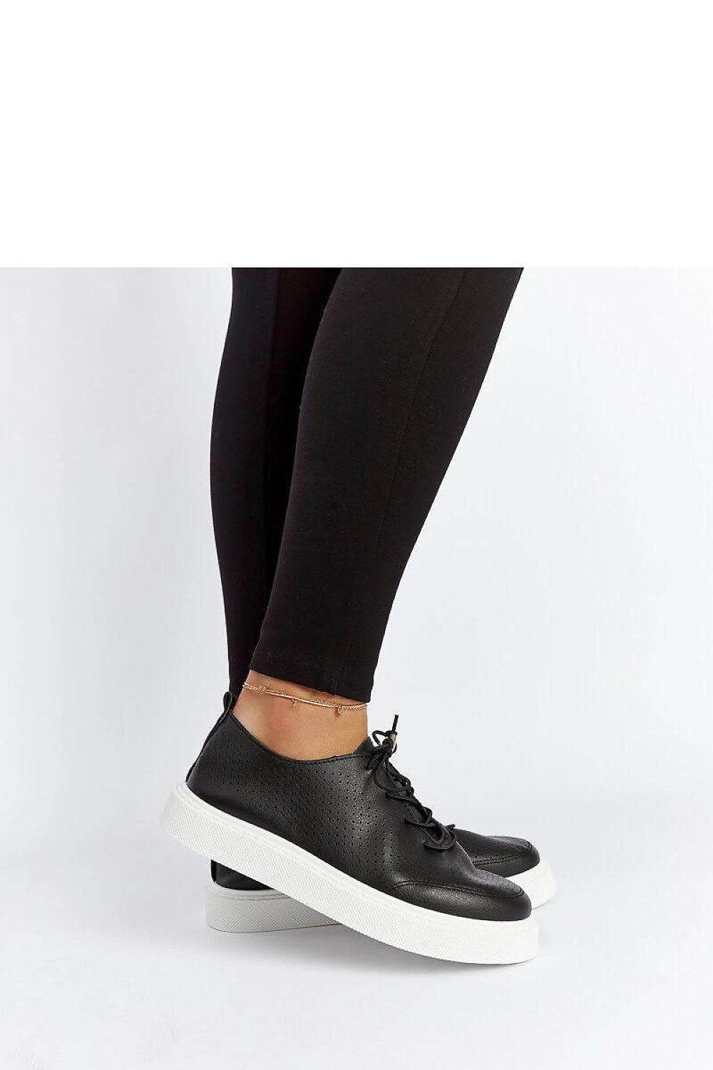 Baskets model 207561 Solea