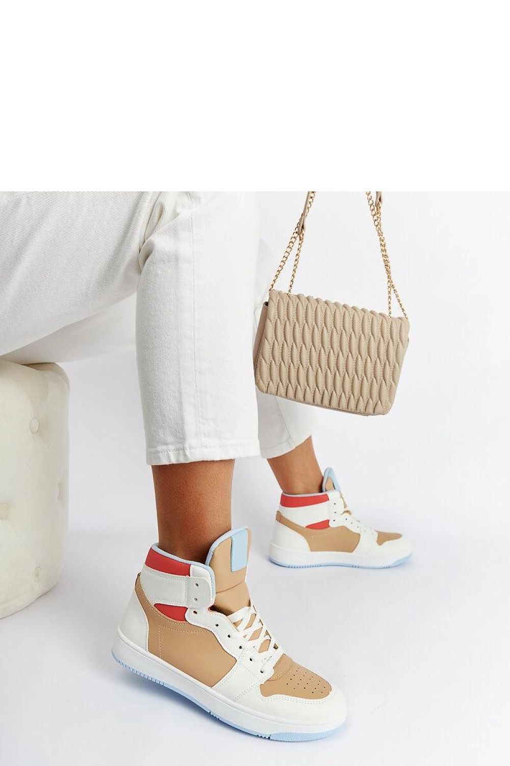 Baskets model 207562 Solea