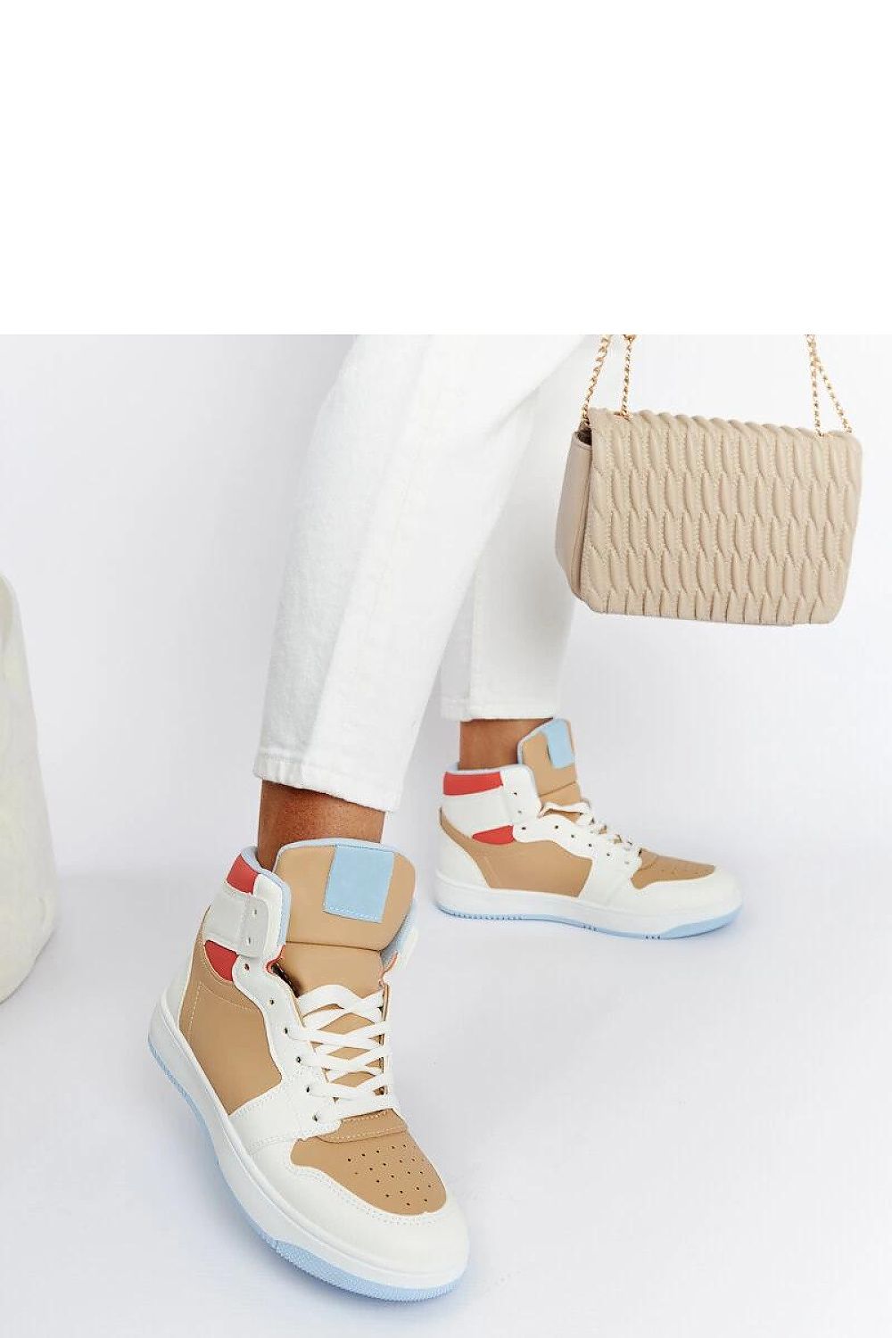 Baskets model 207562 Solea