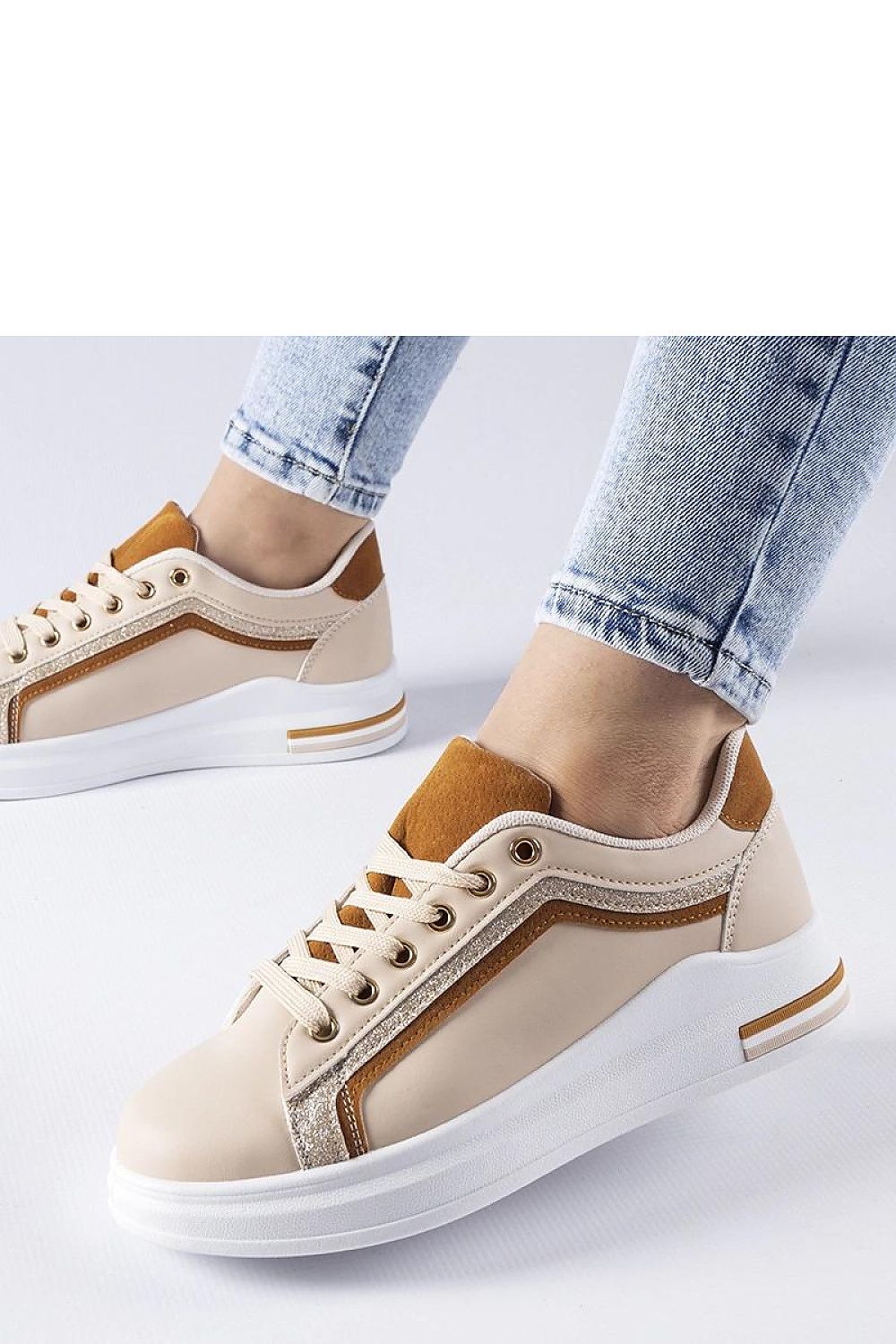 Baskets model 207566 Solea