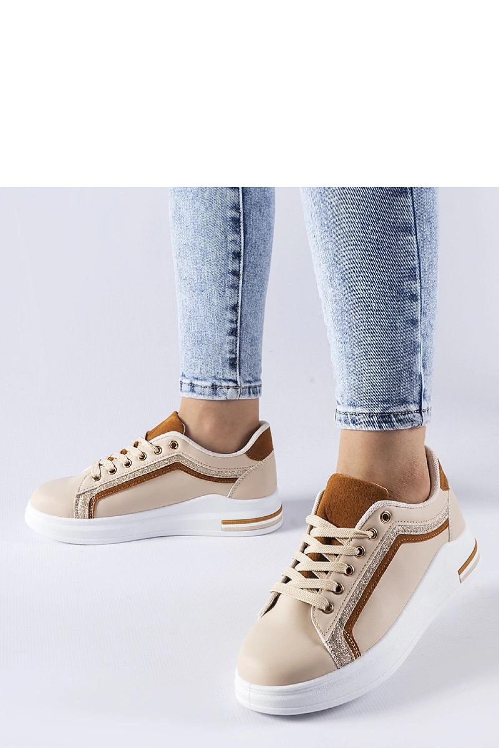 Baskets model 207566 Solea