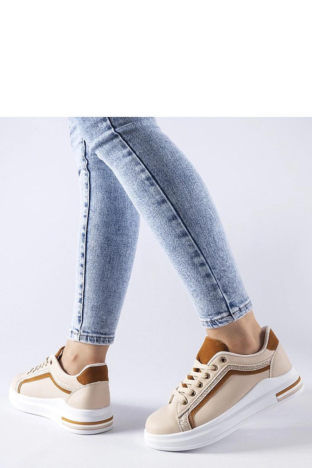 Baskets model 207566 Solea