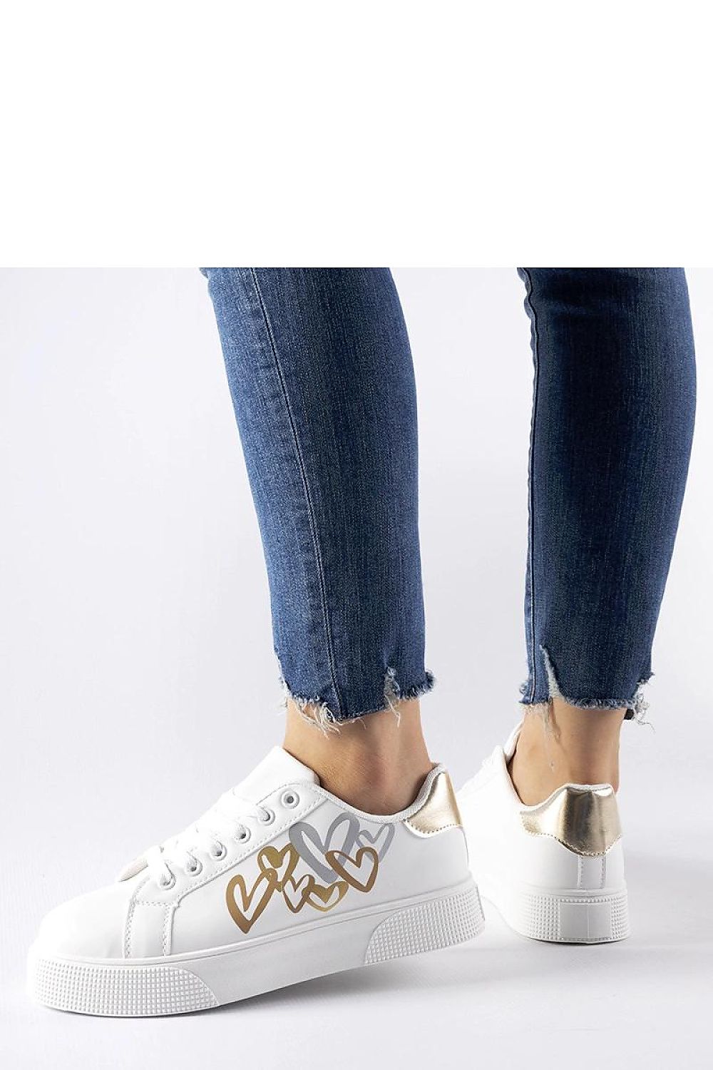 Baskets model 207568 Solea