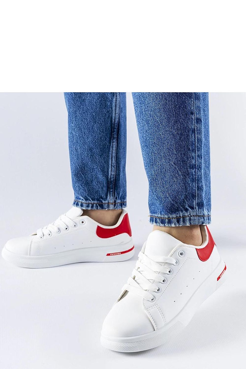 Baskets model 207569 Solea