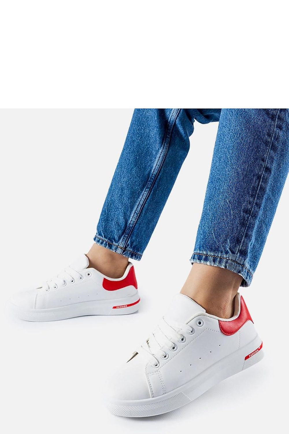 Baskets model 207569 Solea