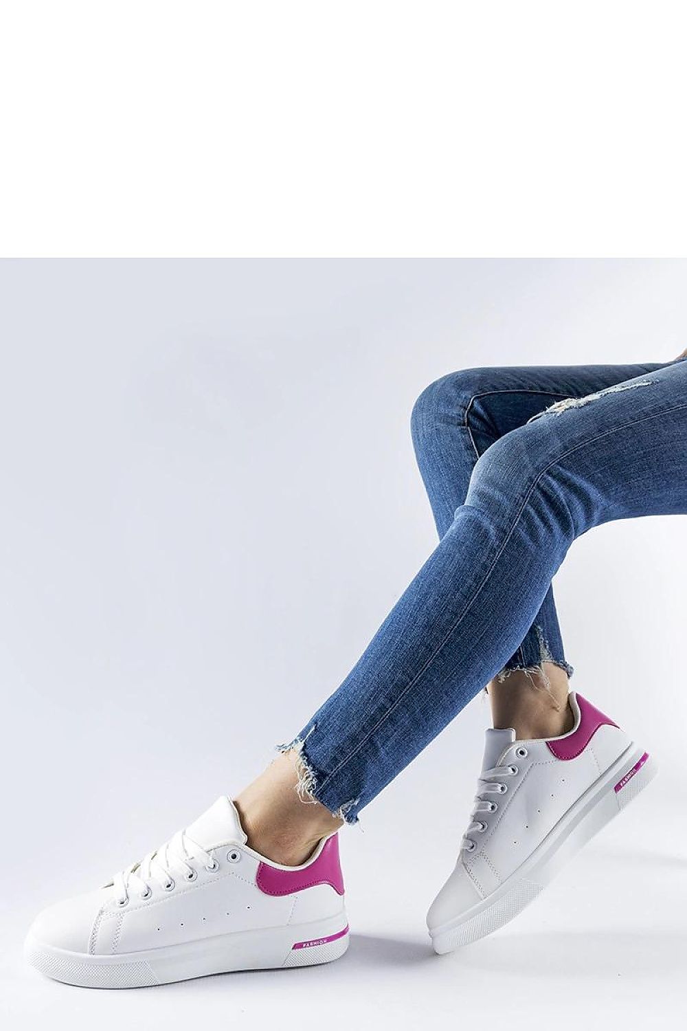 Baskets model 207573 Solea