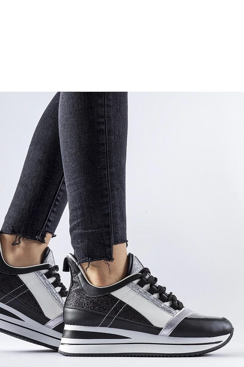 Baskets model 207577 Solea