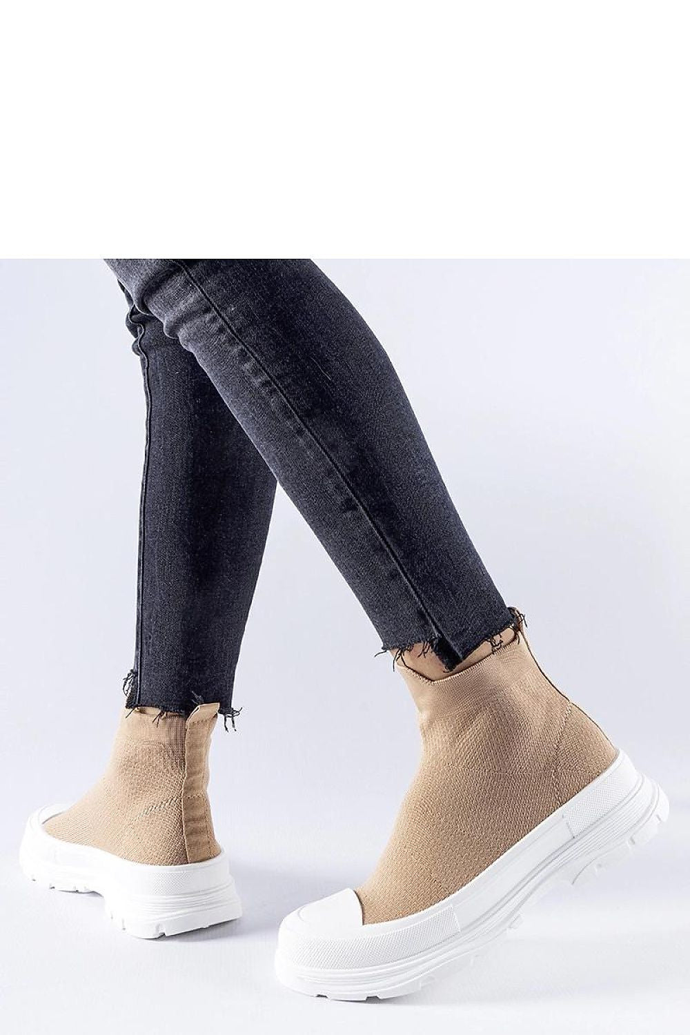 Baskets model 207589 Solea