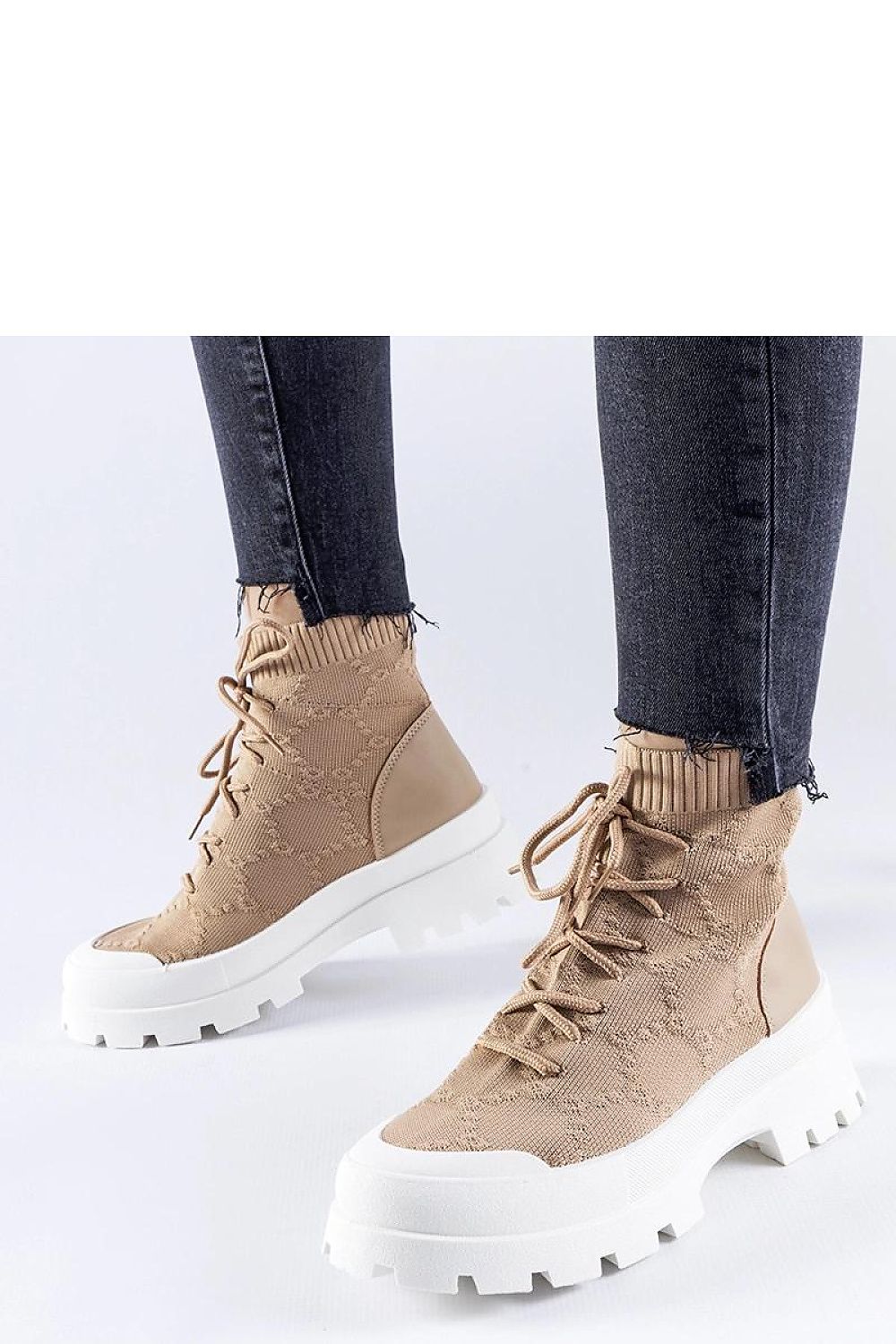 Baskets model 207605 Solea