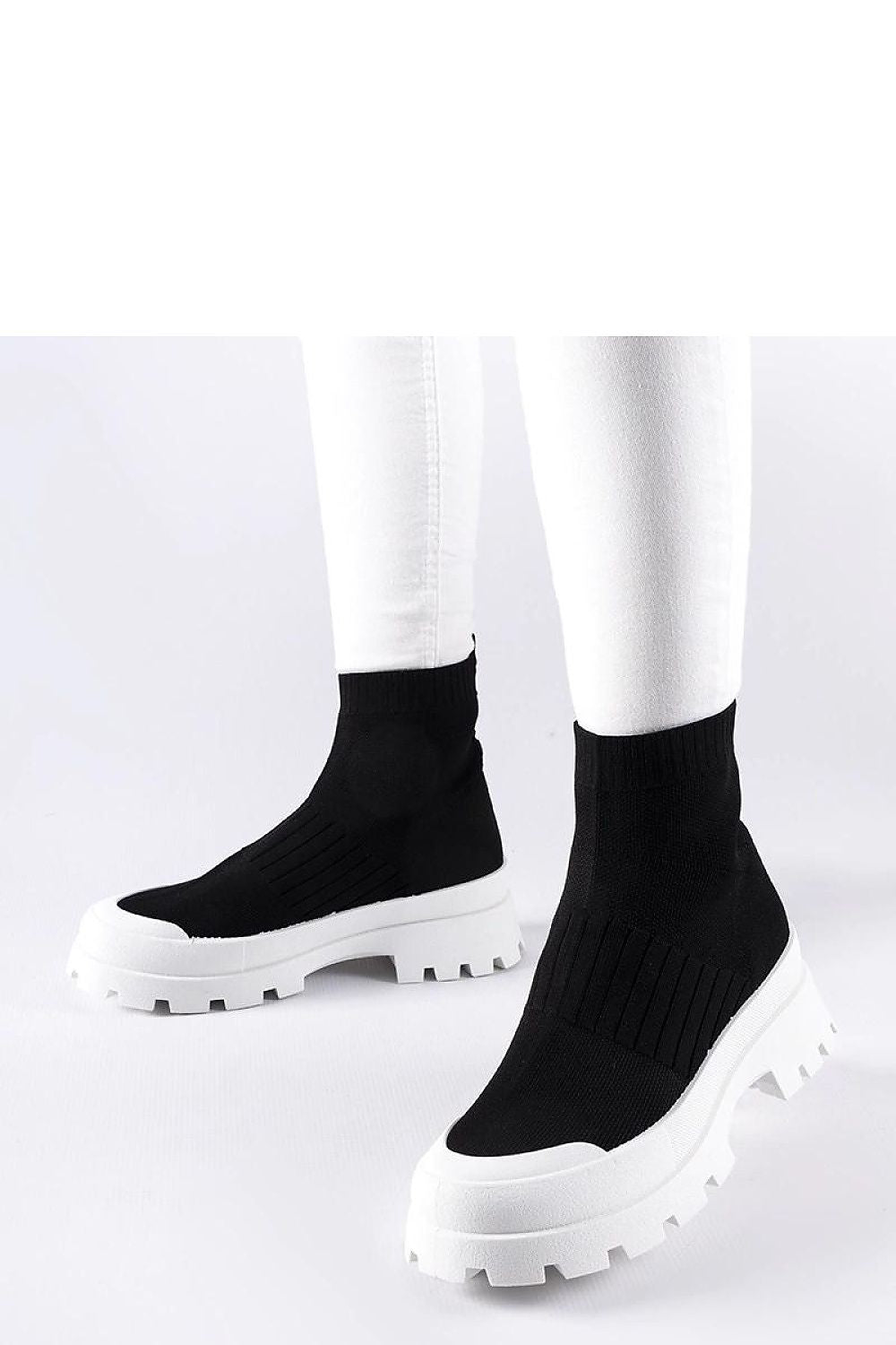 Baskets model 207608 Solea