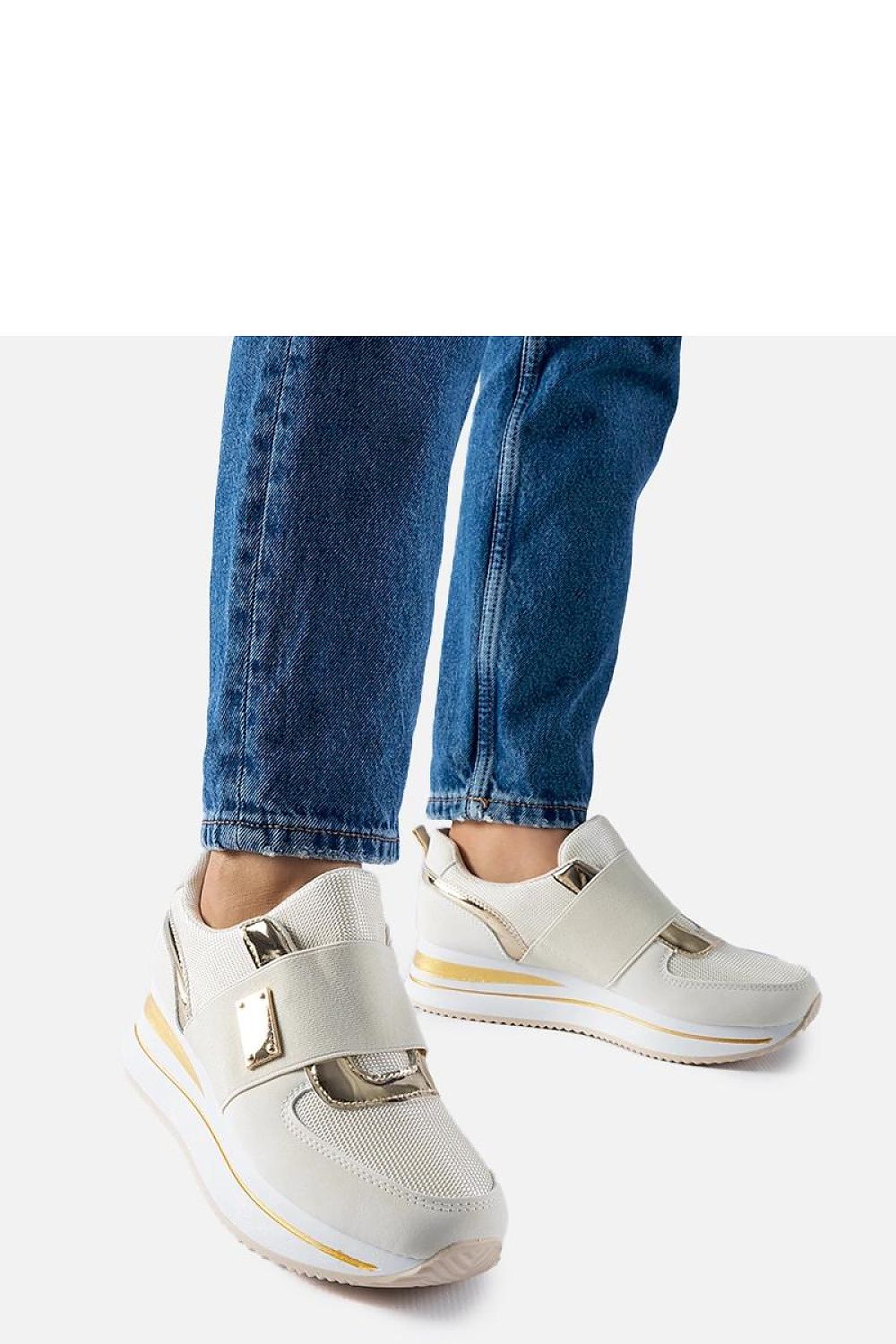 Baskets model 207623 Solea