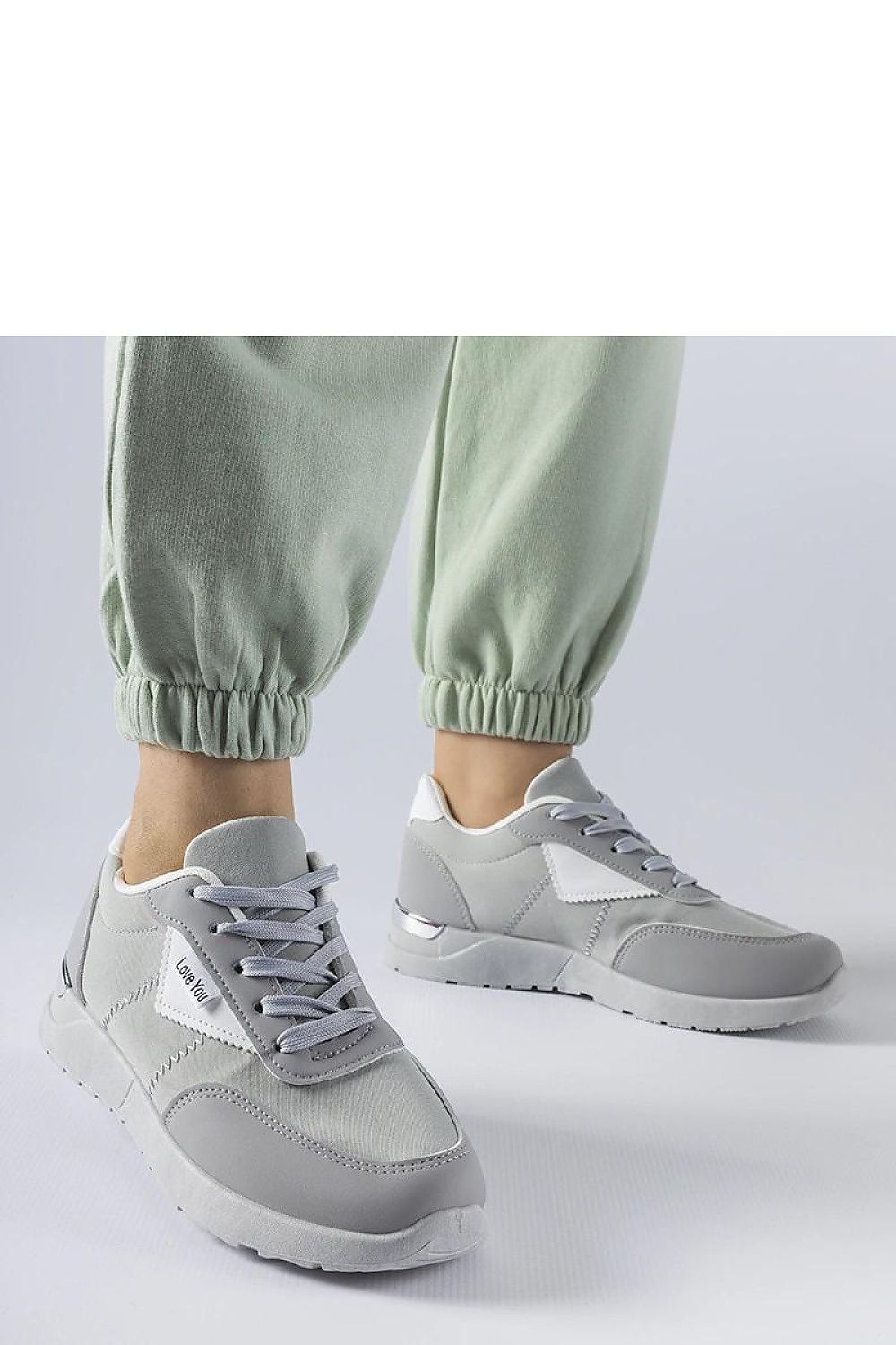 Baskets model 207632 Solea