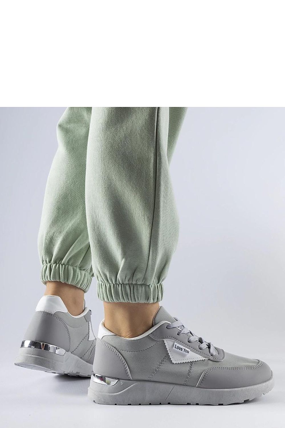 Baskets model 207632 Solea