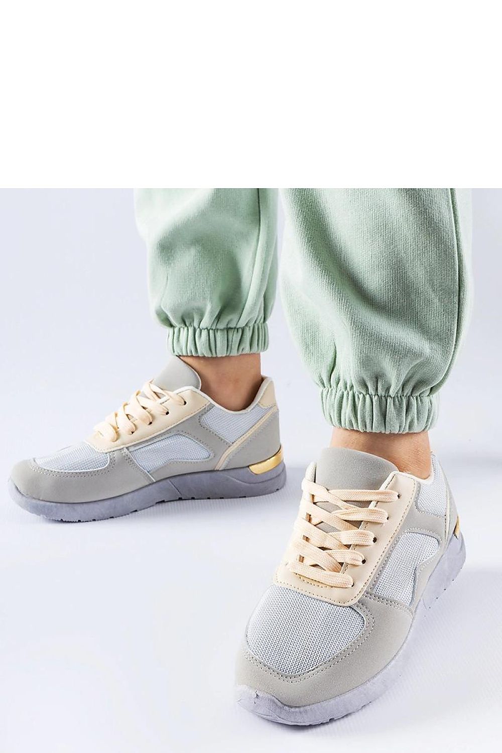 Baskets model 207639 Solea