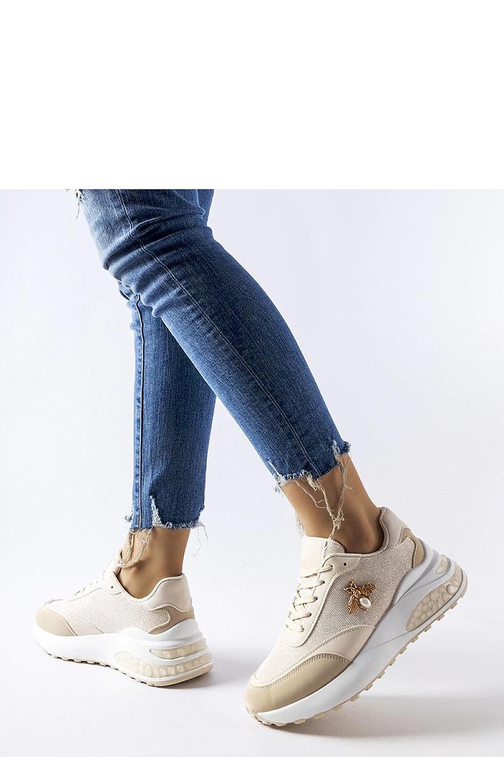 Baskets model 207669 Solea