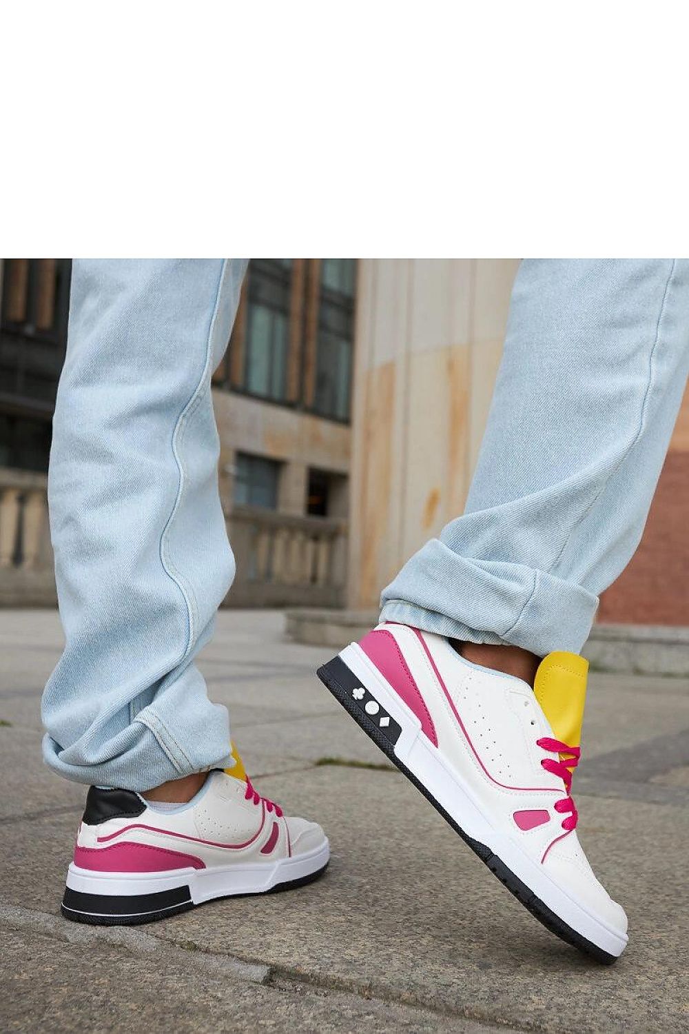 Baskets model 207670 Solea