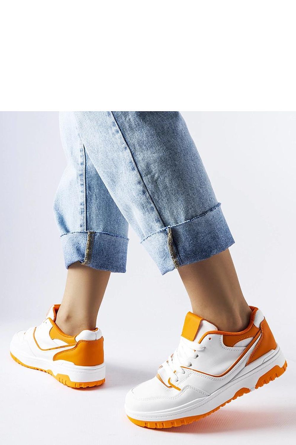 Baskets model 207700 Solea