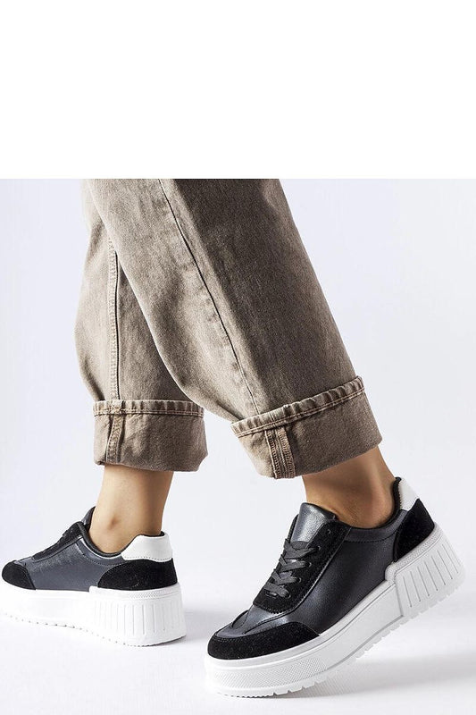 Baskets model 207701 Solea