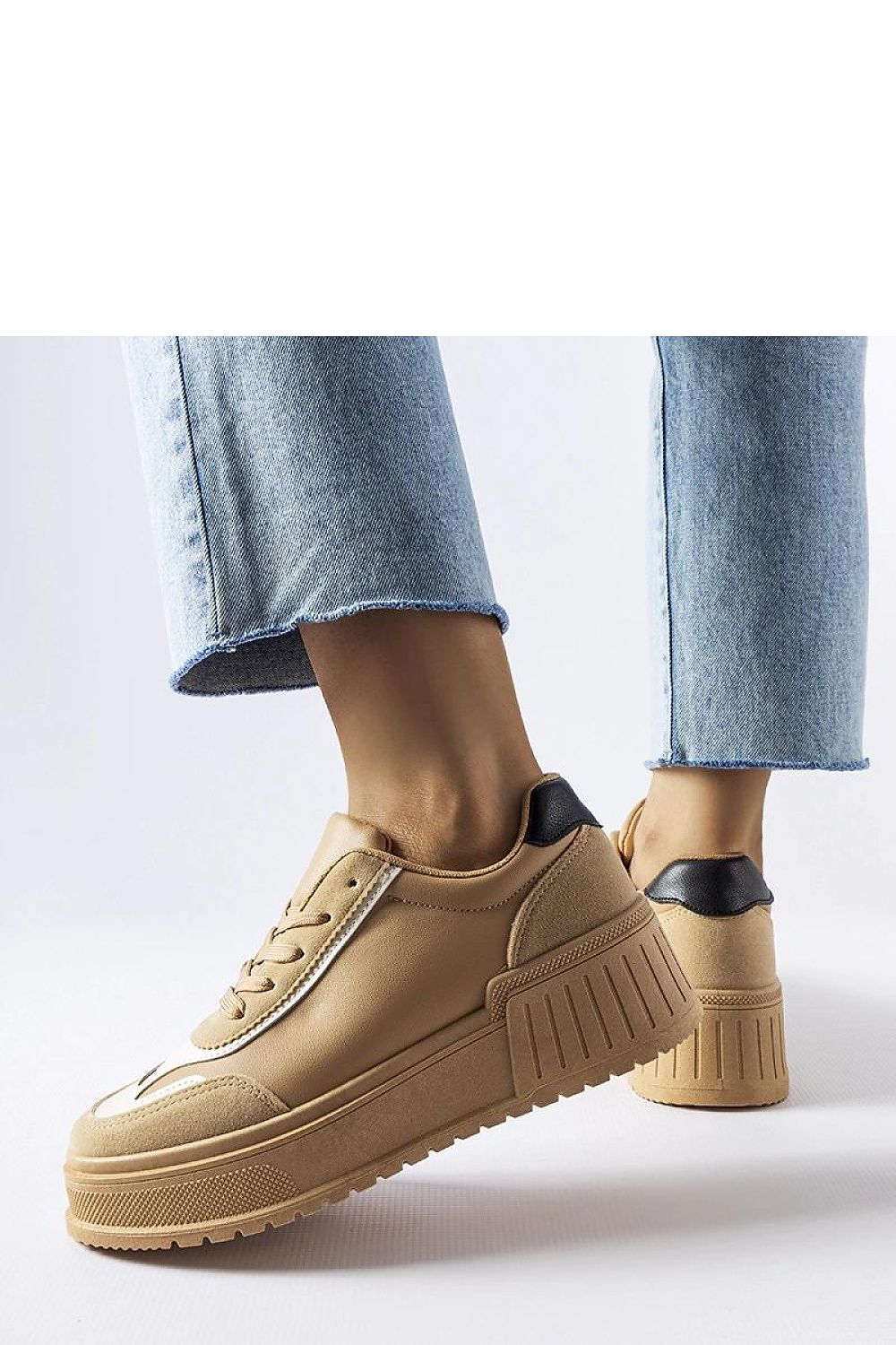 Baskets model 207702 Solea