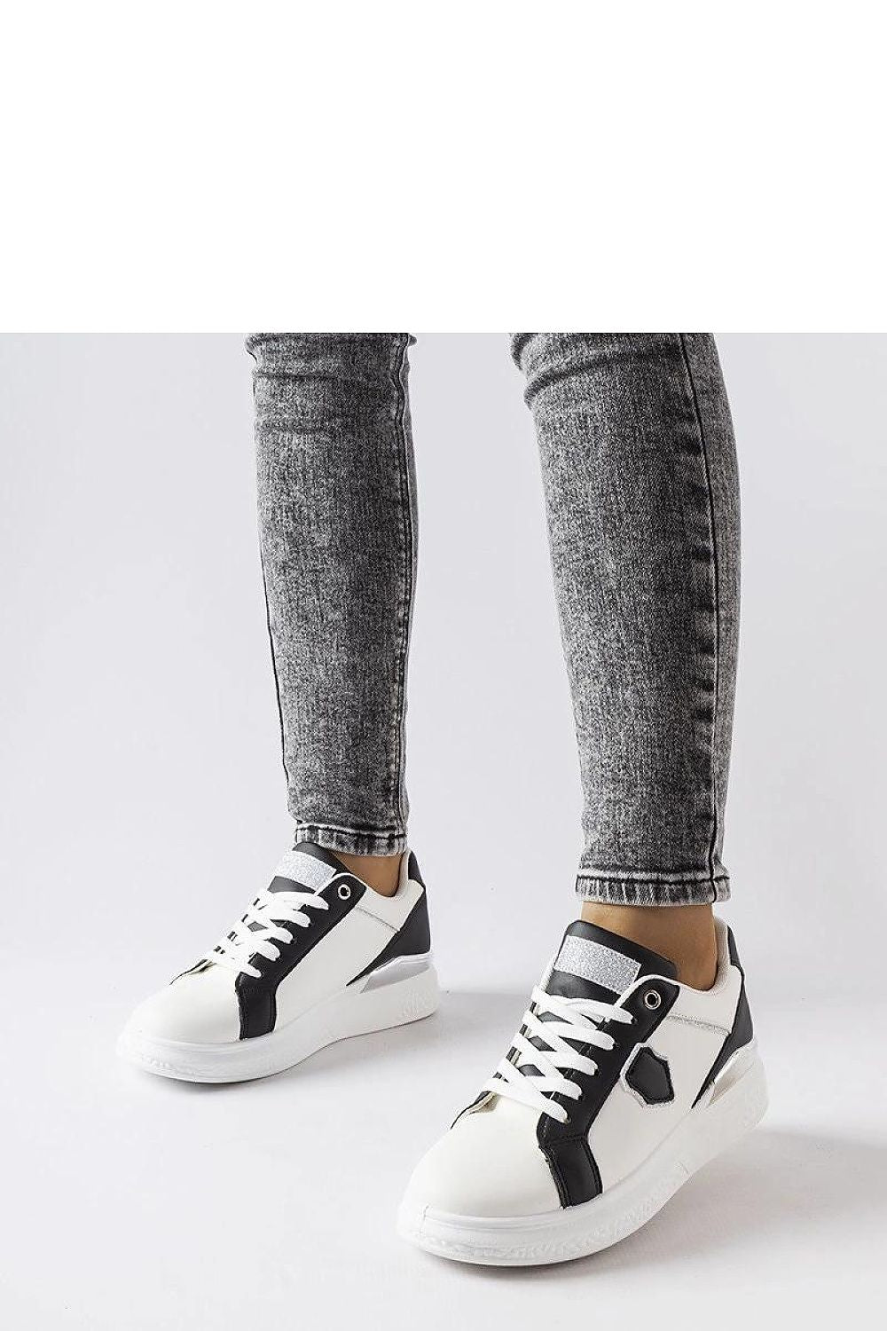 Baskets model 207724 Solea