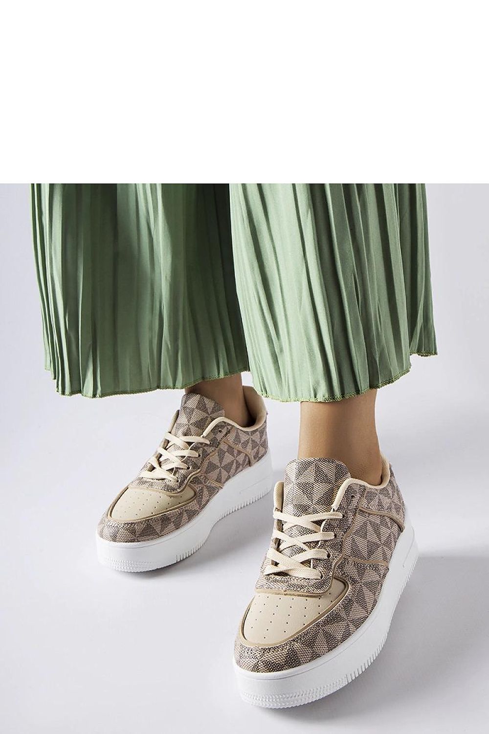 Baskets model 207750 Solea