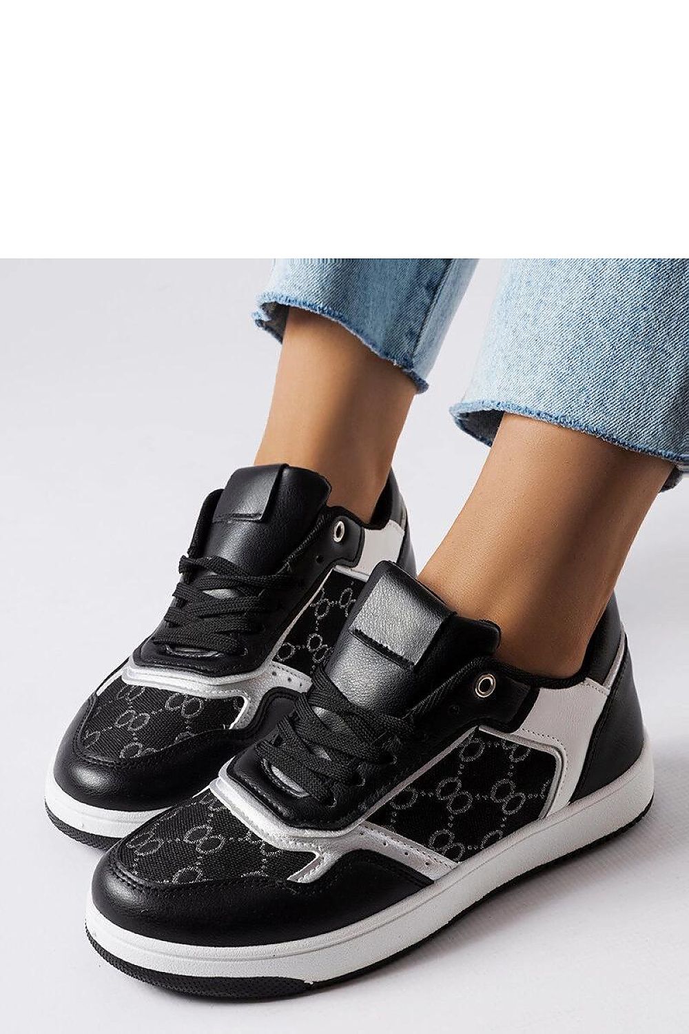 Baskets model 207758 Solea