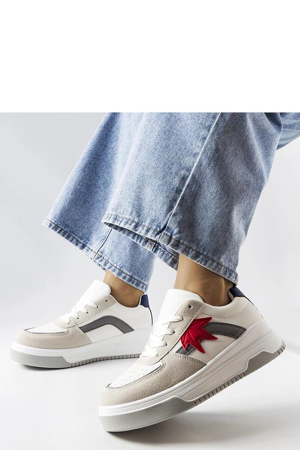 Baskets model 207764 Solea