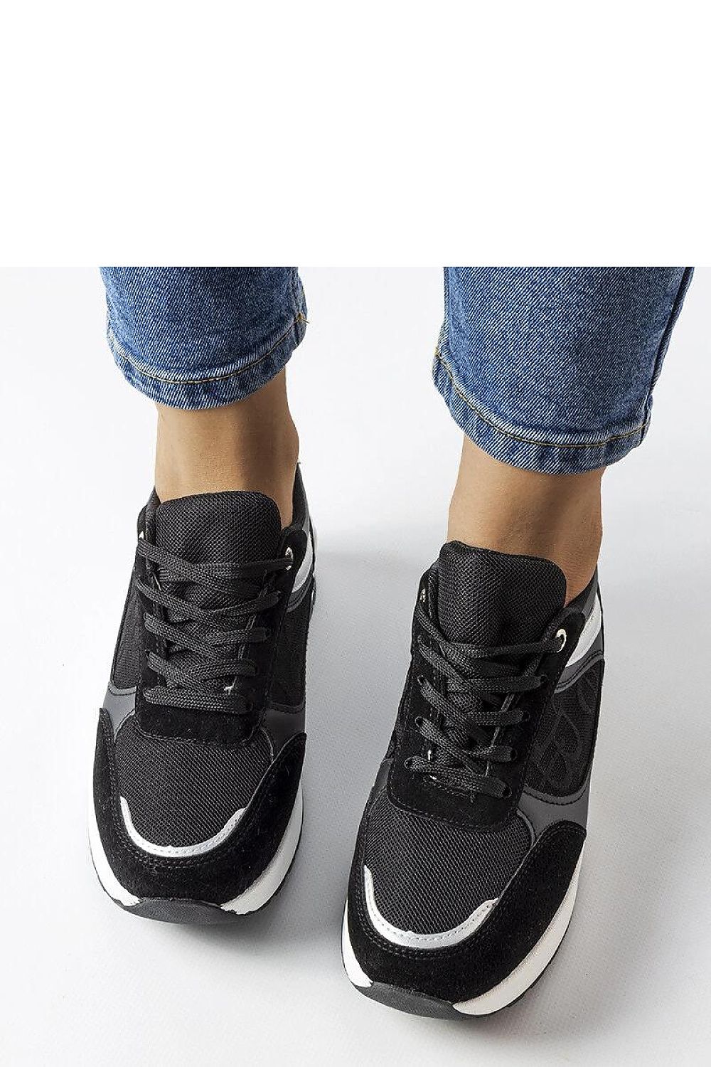 Baskets model 207771 Solea