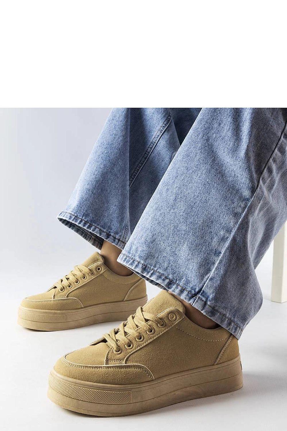 Baskets model 207812 Solea