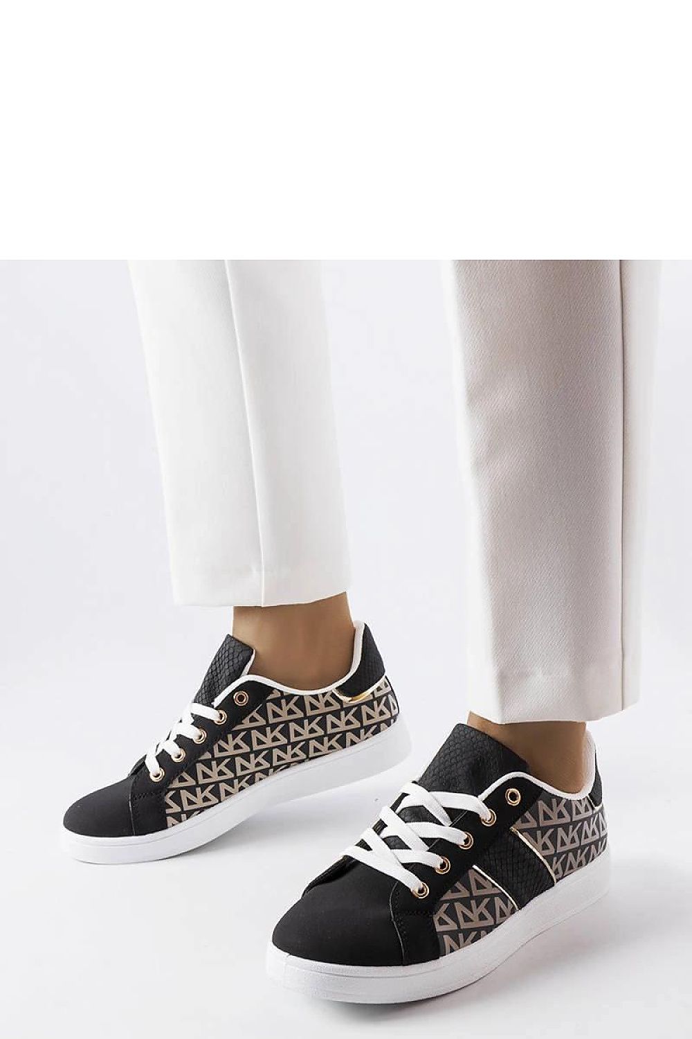 Baskets model 207862 Solea