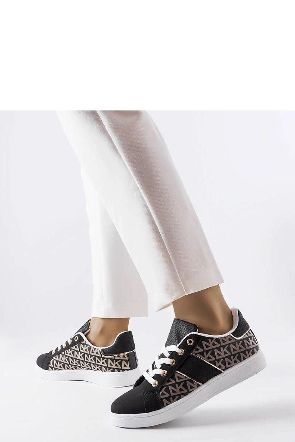 Baskets model 207862 Solea