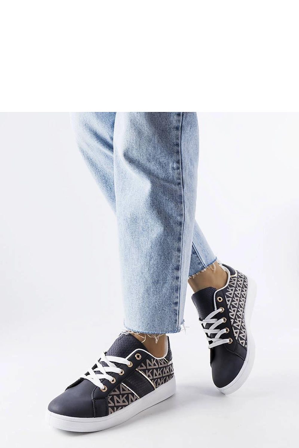 Baskets model 207863 Solea