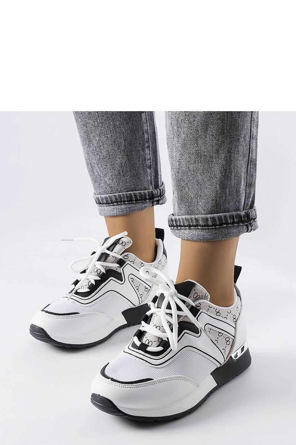 Baskets model 207872 Solea