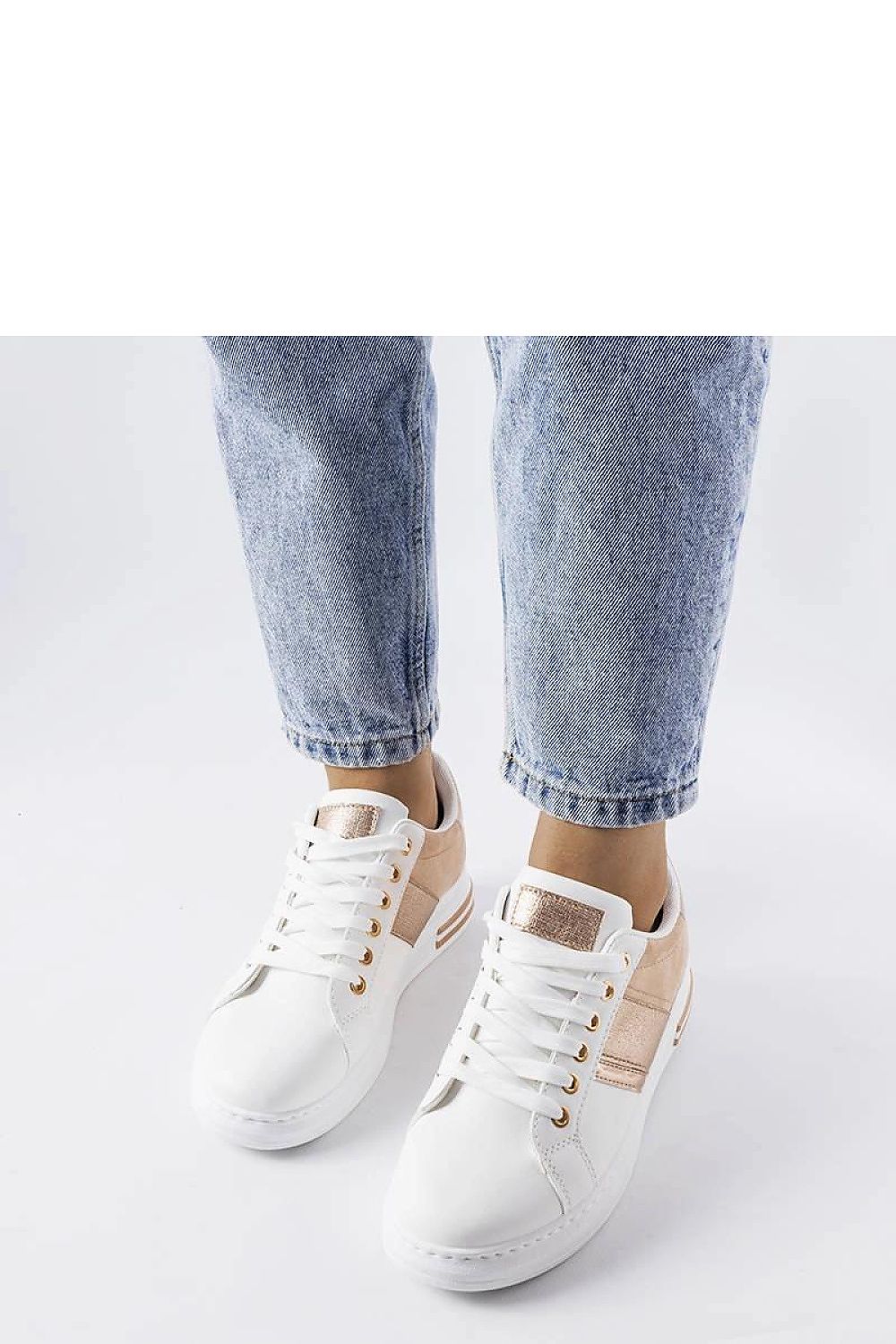 Baskets model 207875 Solea