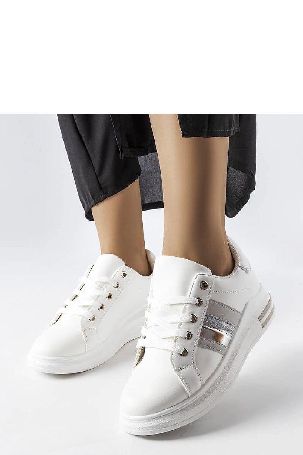 Baskets model 207878 Solea