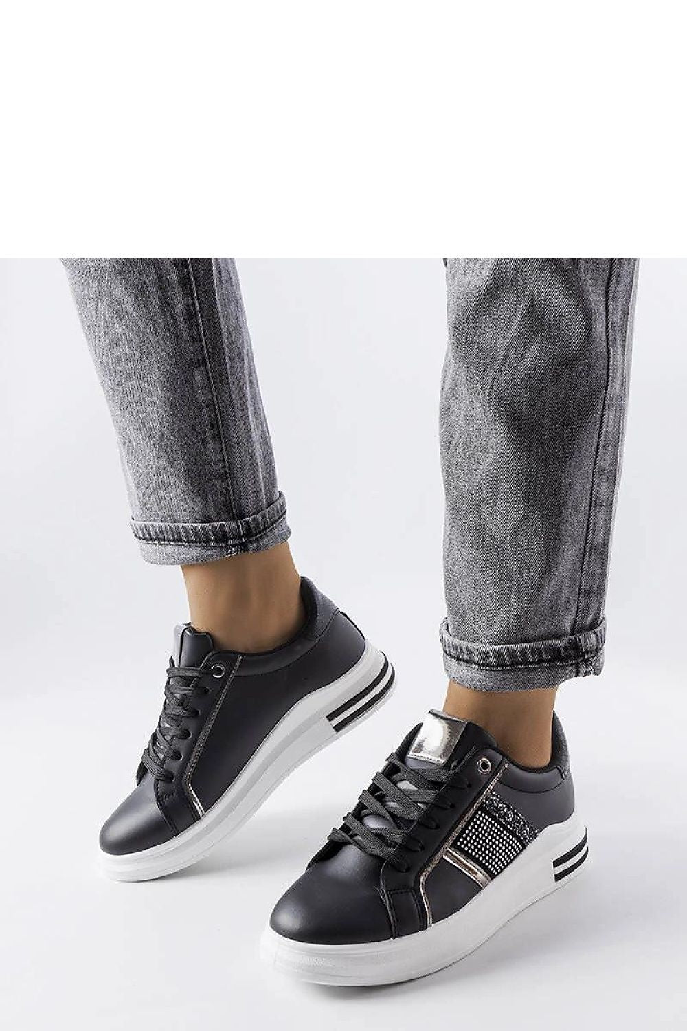 Baskets model 207882 Solea