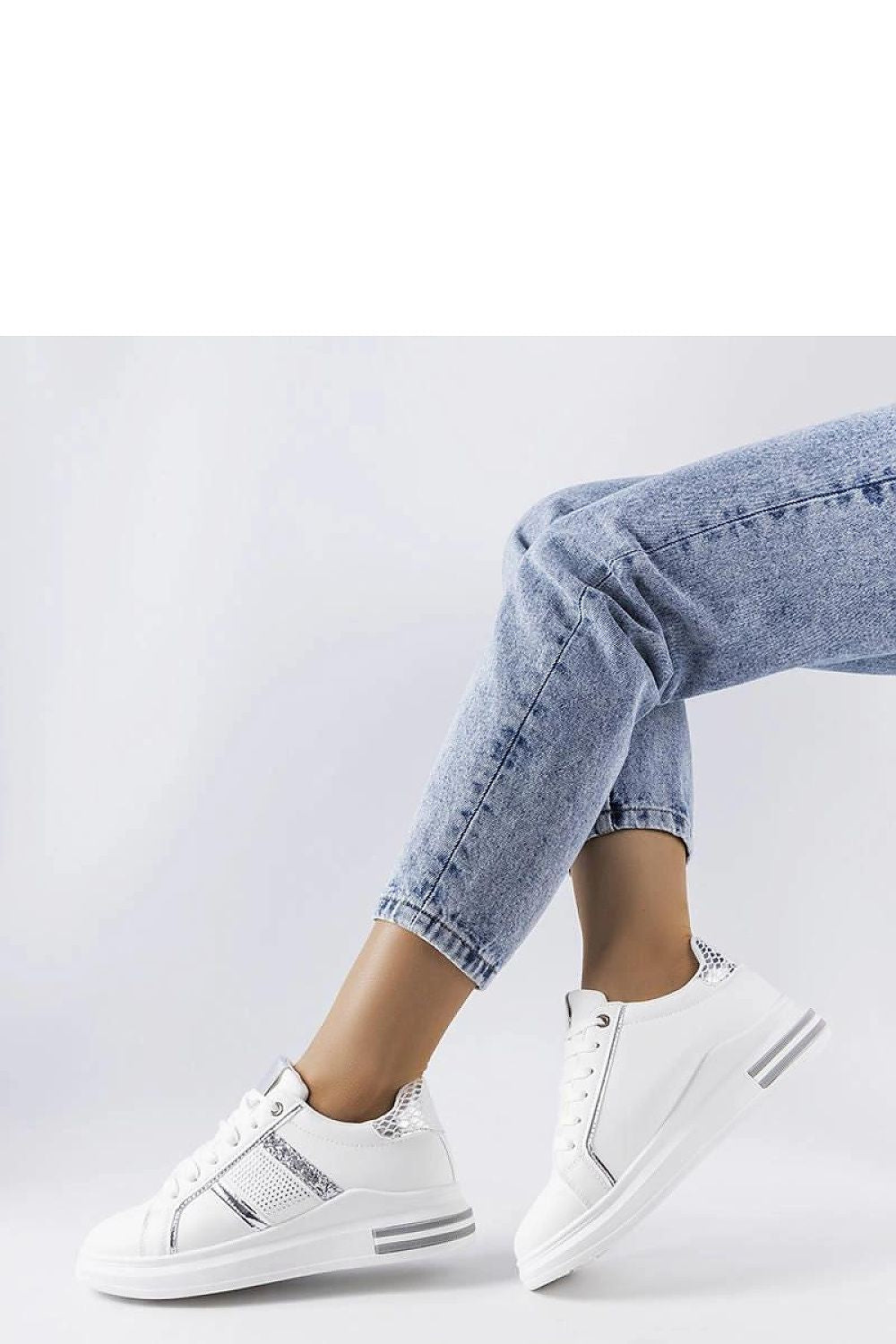 Baskets model 207883 Solea