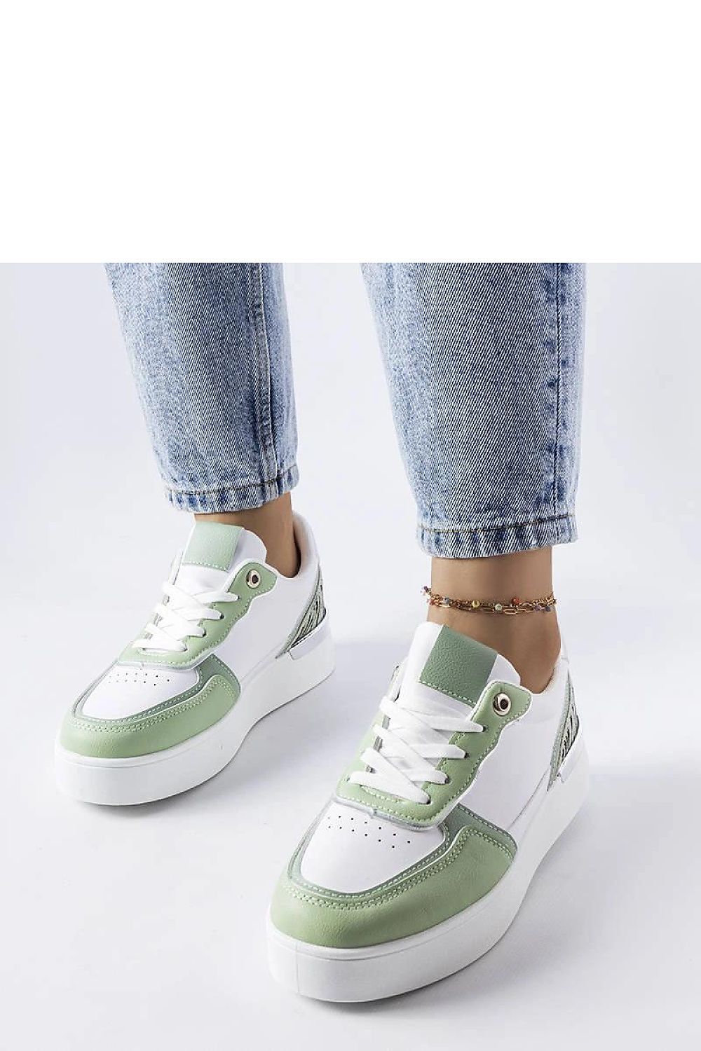 Baskets model 207887 Solea