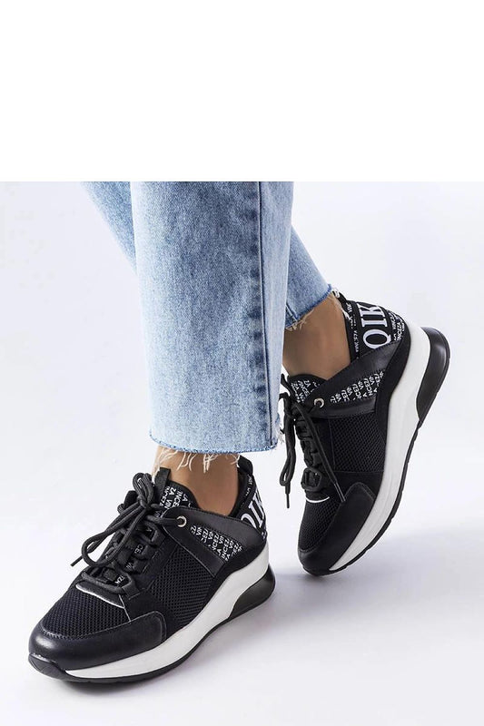 Baskets model 207891 Solea