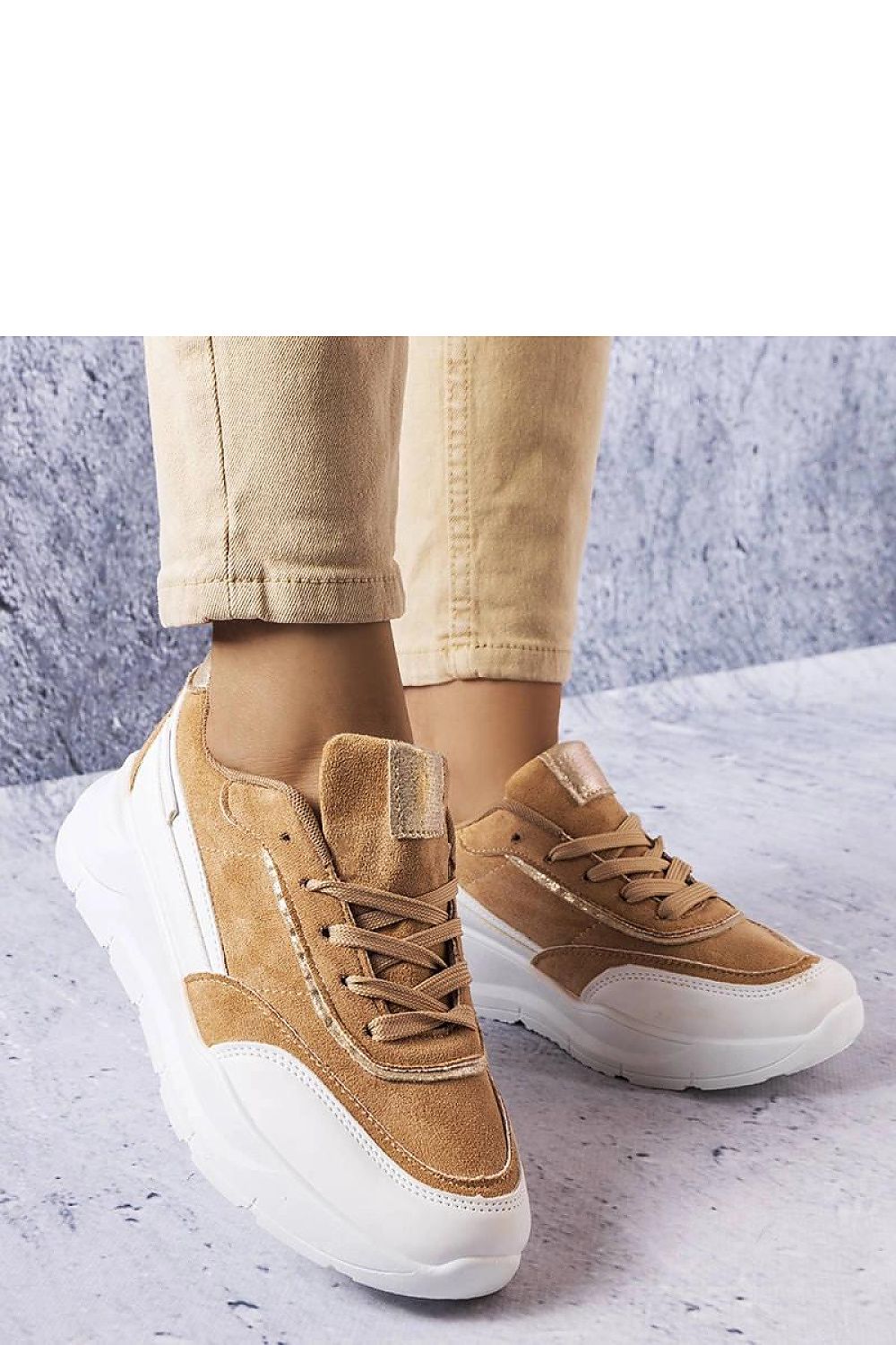 Baskets model 207959 Solea