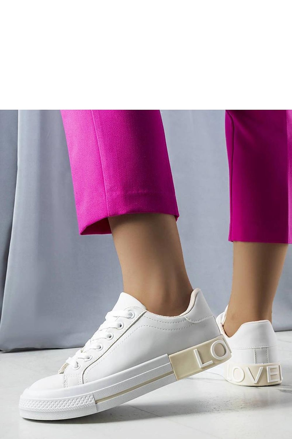 Baskets model 207971 Solea