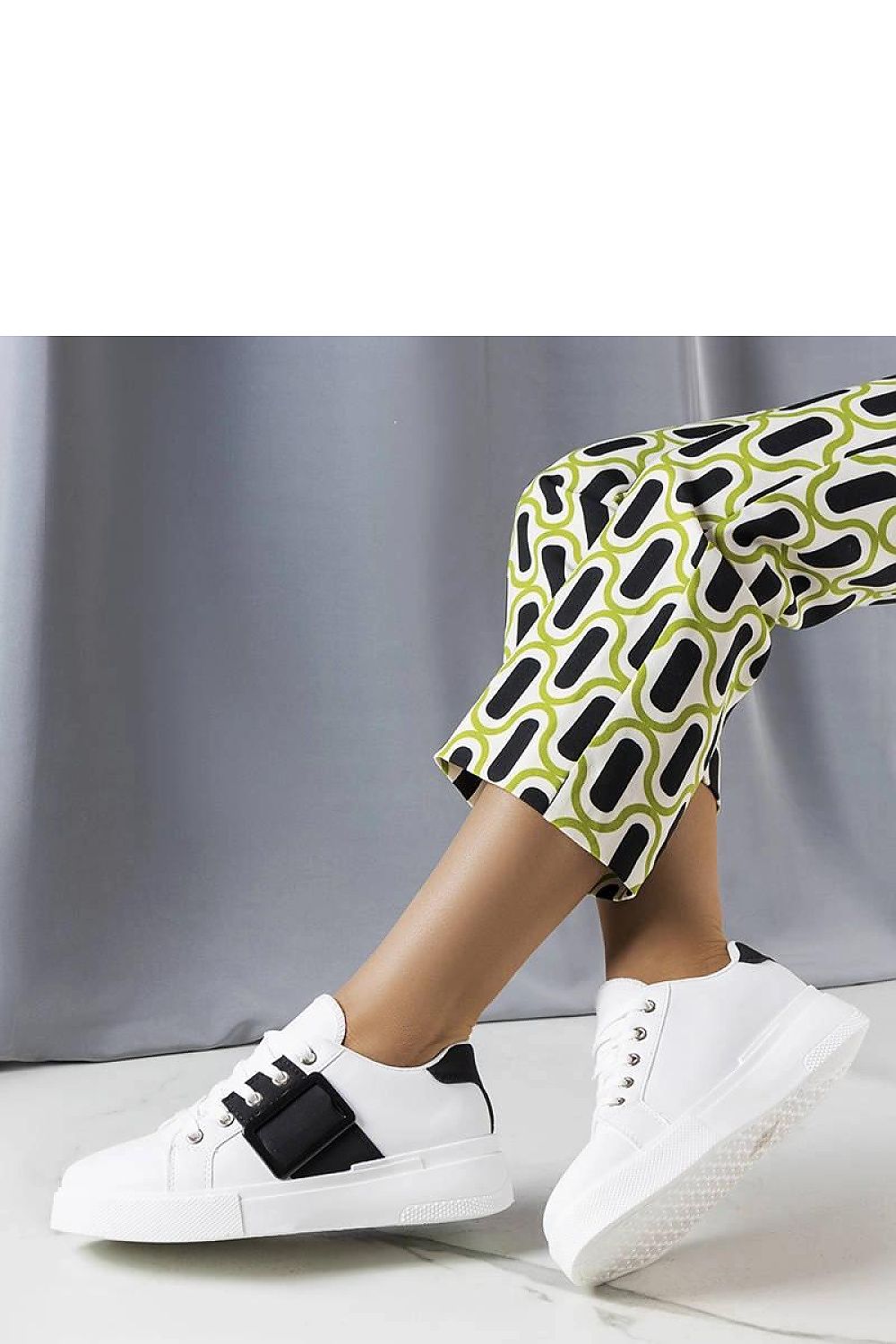 Baskets model 207978 Solea