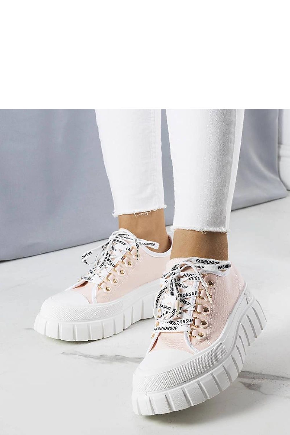 Baskets model 207985 Solea